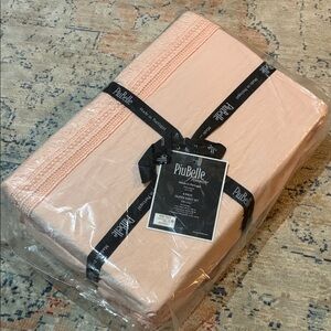 NWT- PiuBelle Blush Pink Lace Fringe Queen Sheet Set